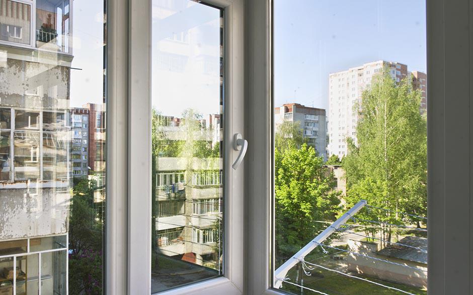 vitrine de magasin Clichy